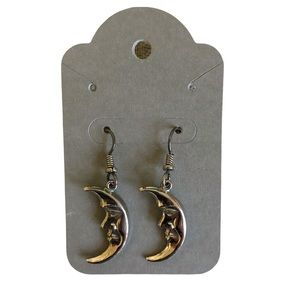 Earrings Silver Tone Crescent Moon